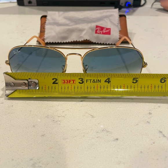 Ray-Ban sunglasses - Picture 4 of 5